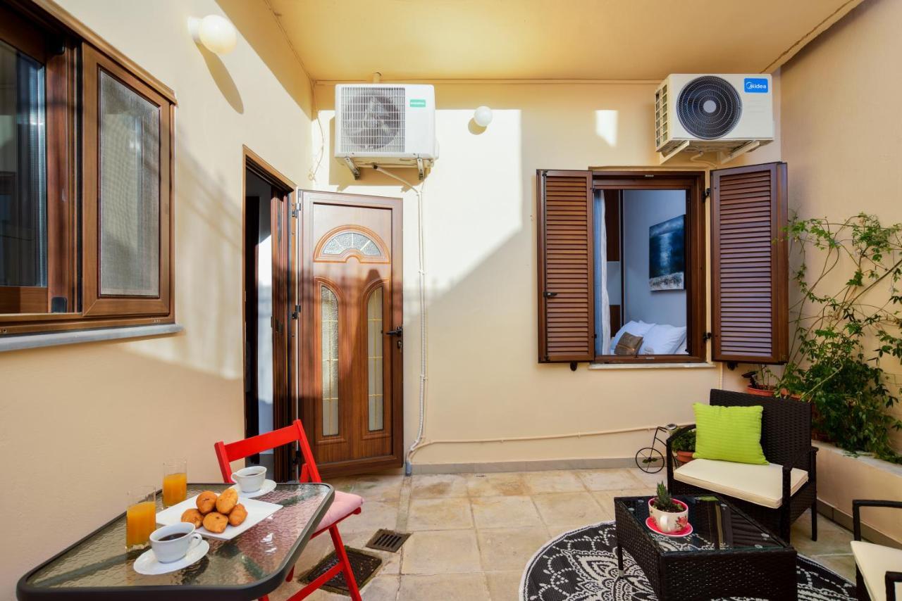 Casa Marigo Chrissi Akti Chania Exterior foto